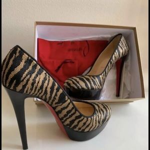 💰SOLD💰Christian Louboutin Bianca Pump Size 40